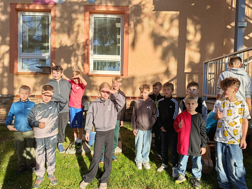 TYMY SE ZAPOJILO DO DOBROVOLNICKÉHO  PROJEKTU 72 HODIN …..