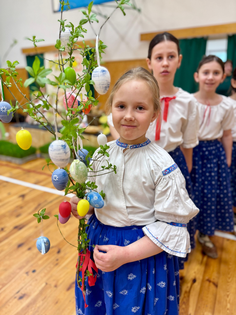 Přišlo jaro do vsi, kde jsi, zimo, kde jsi? 